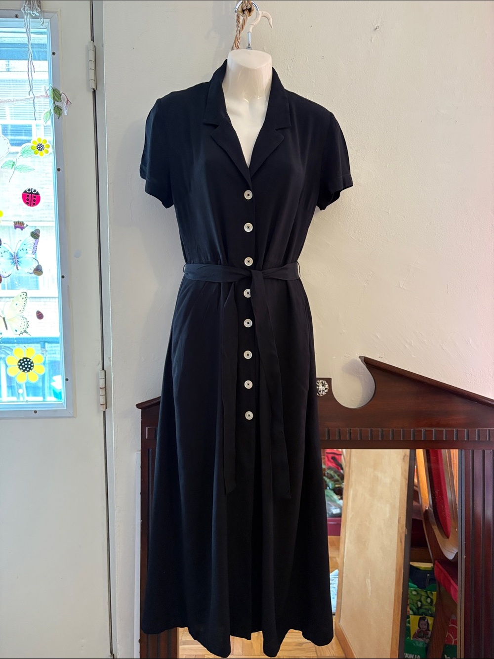 Wilfred Black Button-Front Maxi Shirt Dress with Tie Waist. Viscose - Picture 1 of 7